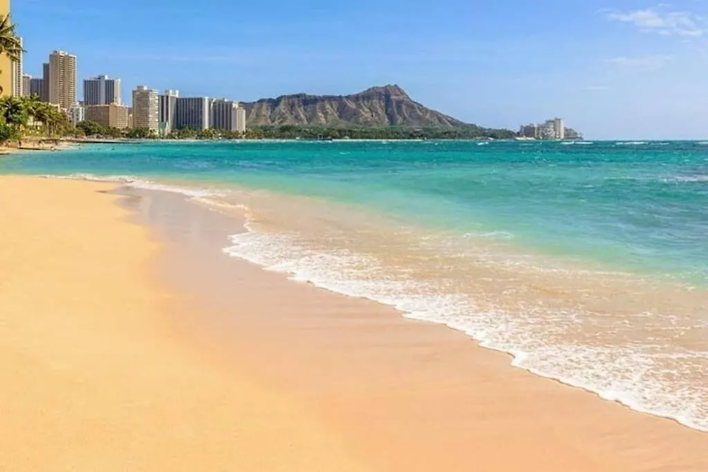 Brooks Beach Vacations Wyndham 4 Star Resort 1805 Waikiki Honolulu Apartment